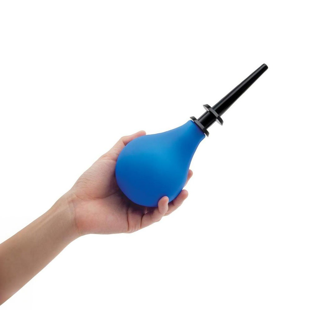 AquaClean 4 piece douche set with bulb, three interchangeable nozzles, travel bulb and storage bag
