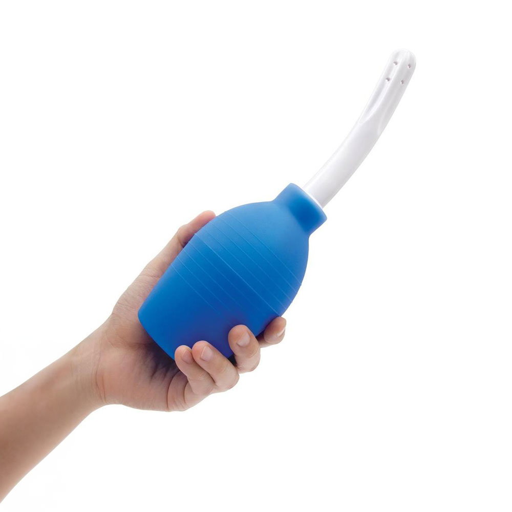 AquaClean douche set with 310ml bulb, 150ml travel bulb, flared nozzle and storage bag