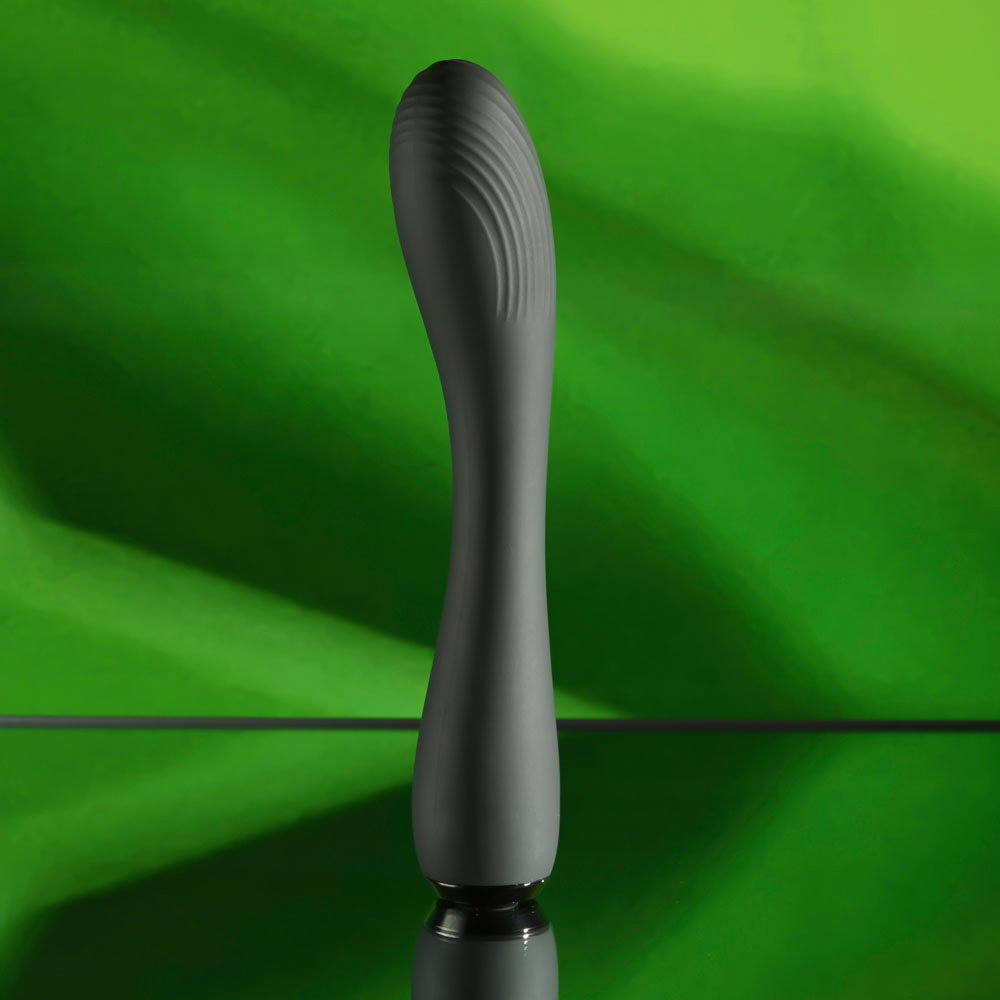 Selopa Midnight Magic black vibrator with curved, textured shaft and tapered tip