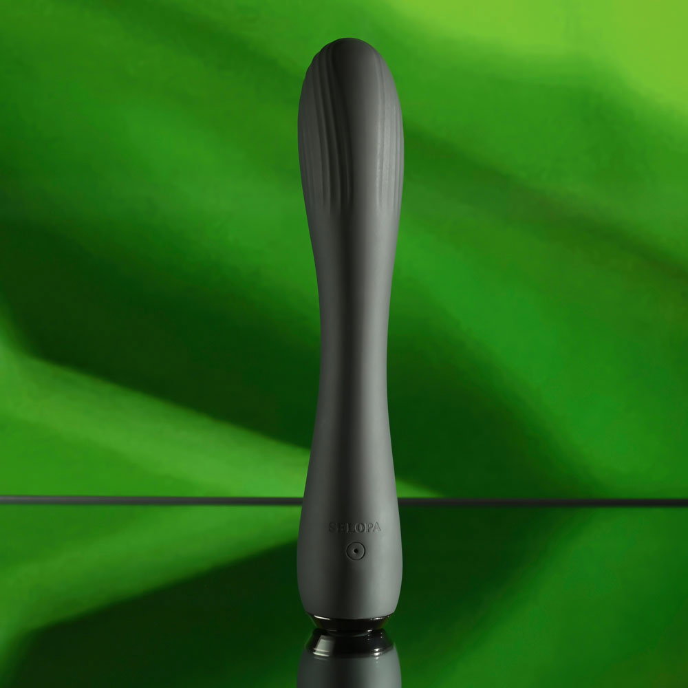 Selopa Midnight Magic black vibrator with curved, textured shaft and tapered tip